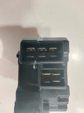 Cargar imagen en el visor de la galería, CONMUTADOR LUCES RENAULT