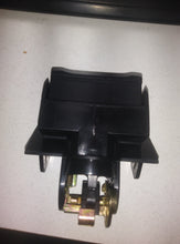 Cargar imagen en el visor de la galería, Cerradura portalón trasero VW