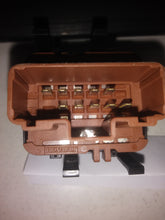 Cargar imagen en el visor de la galería, INTERRUPTOR ELEVALUNA RENUALT