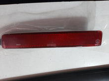 Cargar imagen en el visor de la galería, REFECTOR TRASERO IZQ INSIGNIA