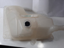 Cargar imagen en el visor de la galería, BOTE EXPANSIÓN AUDI CON SENSOR REDONDO