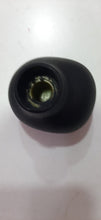 Cargar imagen en el visor de la galería, Pomo Palanca de Cambio Opel Corsa B / Tigra A / Kadett E — Ref. 90465575
