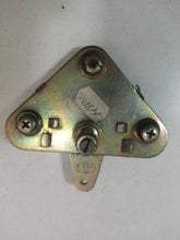 Cargar imagen en el visor de la galería, CERRADURA IZQUIERDA SEAT 600 E.L/850

