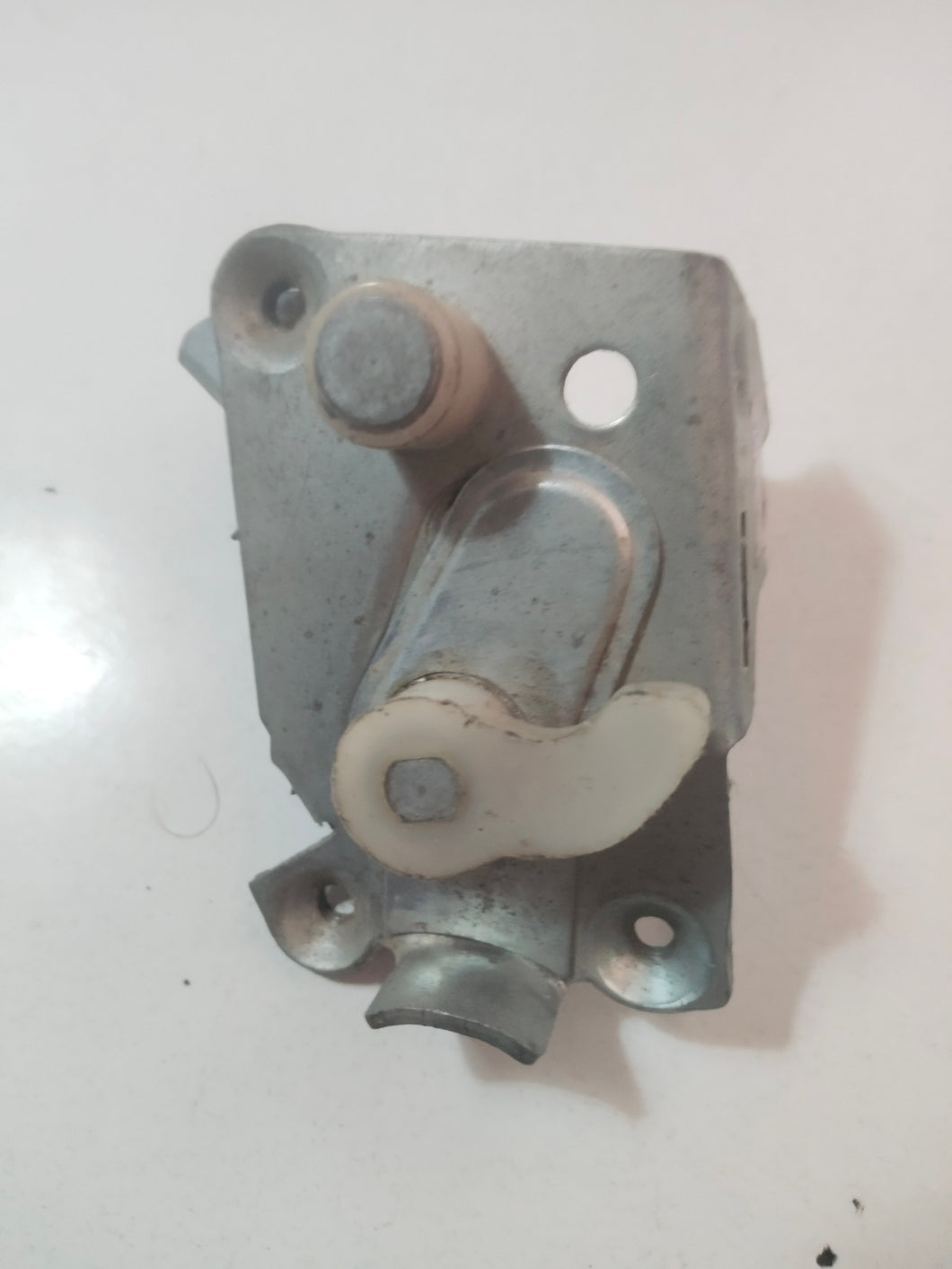 Cerradura puerta delantera izquierda Simca 900, 1000