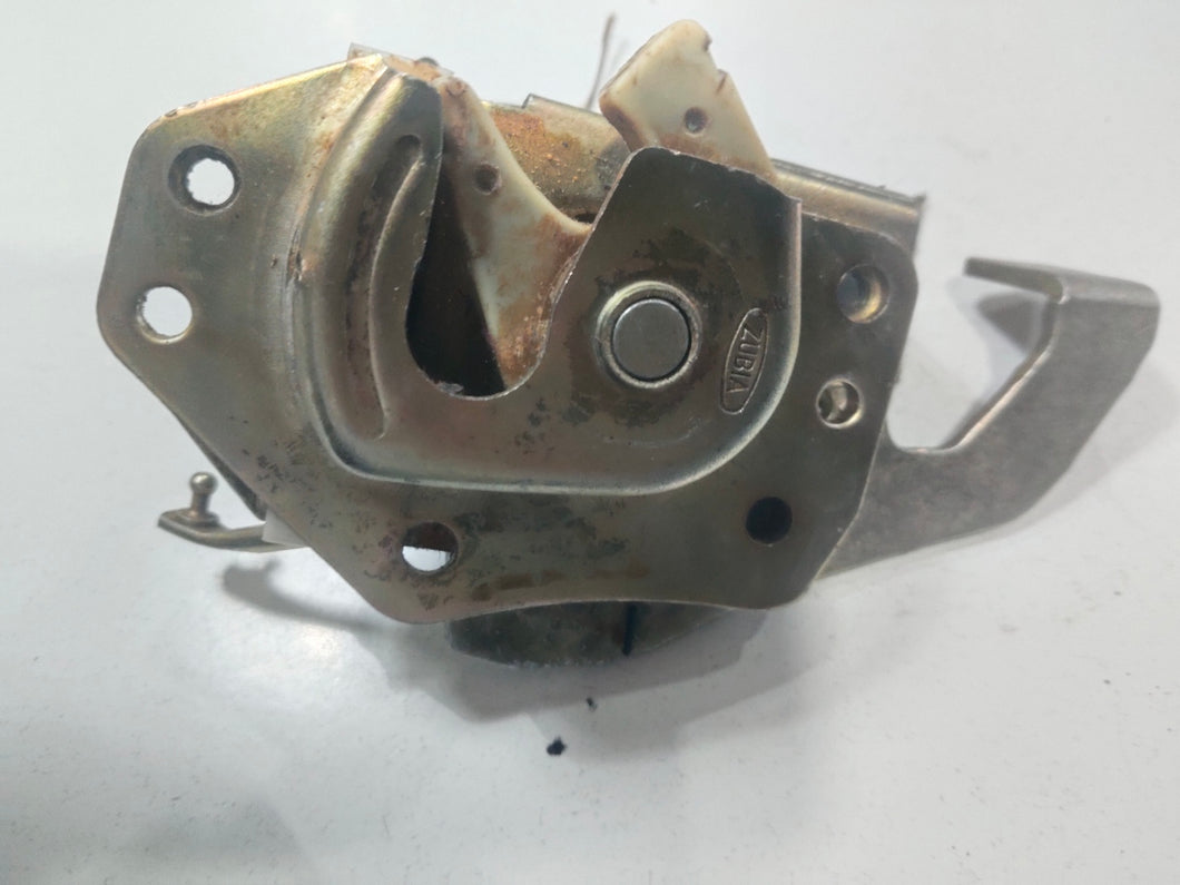 CERRADURA PUERTA DELANTERA DERECHA SEAT MARBELLA