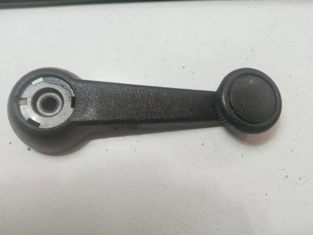 MANECILLA ELEVALUNA FORD FIESTA