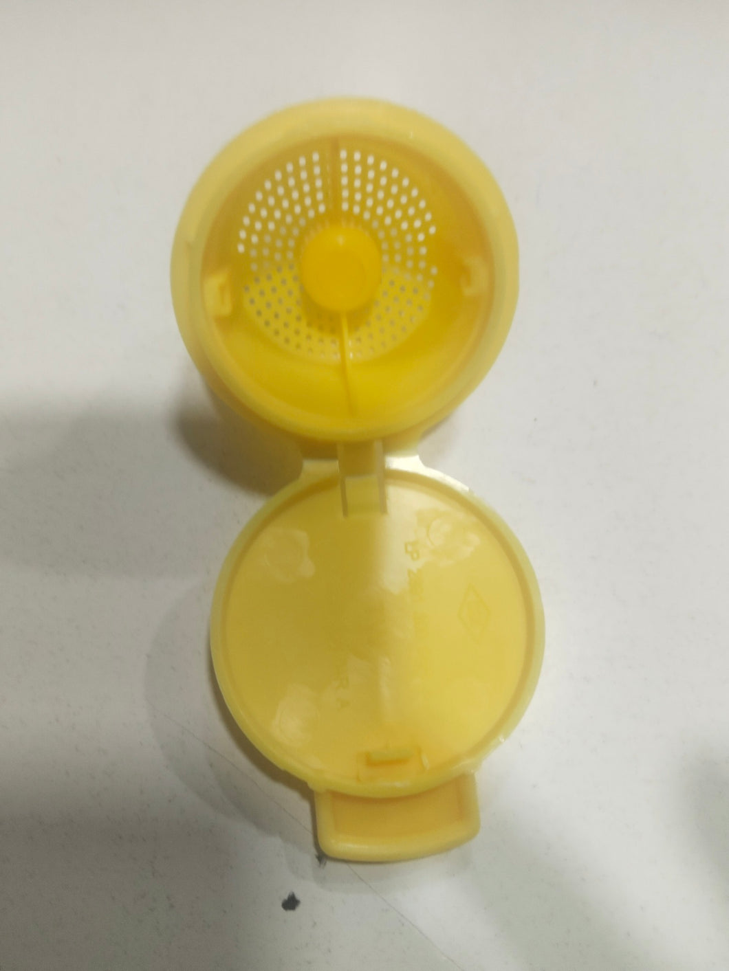 TAPON  BOTE LAVAPARABRISA RENAULT