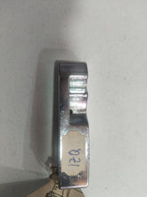 Cargar imagen en el visor de la galería, RESBALON PUERTA DELANTERA IZQUIERDA RENAULT
