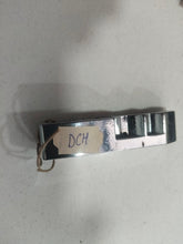 Cargar imagen en el visor de la galería, RESBALON PUERTA DELANTERA DERECHA RENAULT
