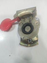 Cargar imagen en el visor de la galería, CABEZA CONECTORA DE FRENO
