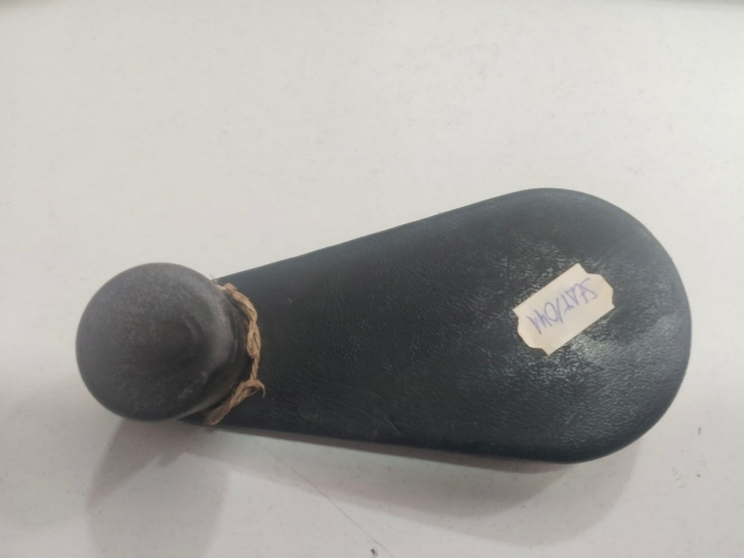 MANECILLA ELEVALUNA SEAT 131